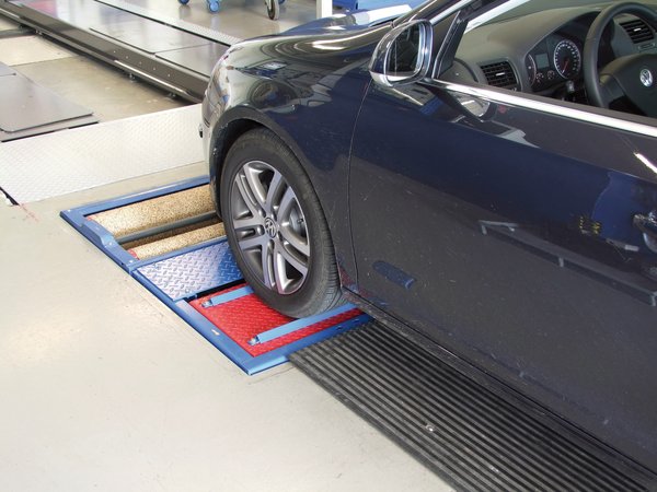 Стенд проверки демпфирующих свойств подвески, MAHA, MSD 3000 EURO 124607