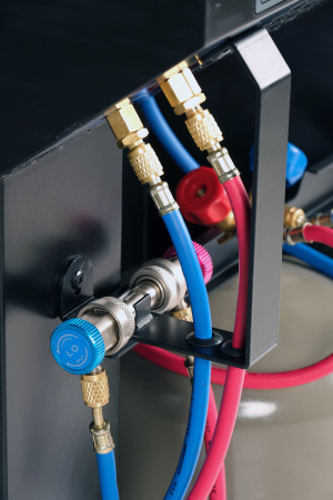 Установка полуавтомат для заправки автомобильных кондиционеров nf15_new_p