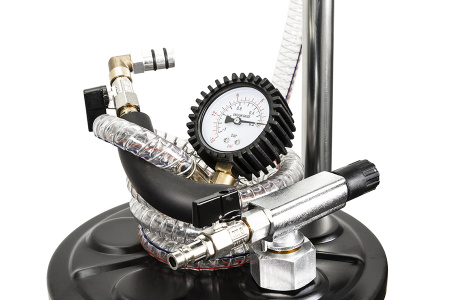 Установка для замены масла со сливной воронкой, щупами и колбой 70 л., MC7003 mc7003_ustanovka_dlya_zameny_masla_so_slivnoy_voronkoy_shchupami_i_kolboy_70_l