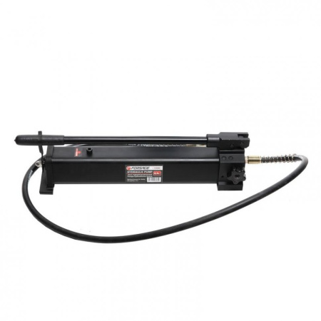 Насос гидравлический ручной(давление 20-700bar, объем масла-2.5л, длина-550мм, ширина-130мм, высота-140мм) f-b2000