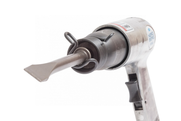 Пневматическое зубило 190 мм с комплектом насадок в кейсе nordberg eco np5066k