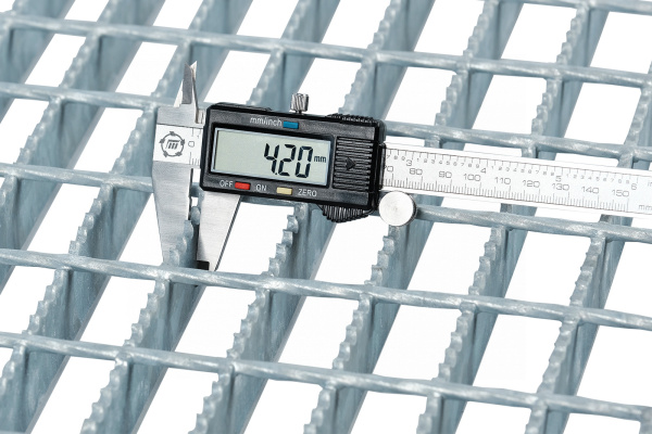 Решетка для камеры 1040х750х30 мм цб-00001248