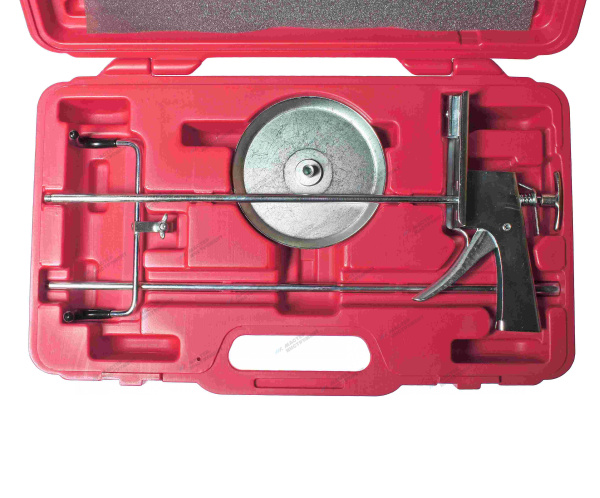 Фиксаторрулевого колеса и педали тормоза (в кейсе) jtc-4049