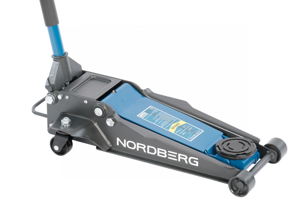 Домкрат подкатной 3 т, супернизкий подхват n32034