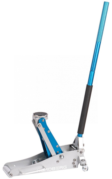 Домкрат подкатной алюминиевый в сумке, 1,5 т n32015