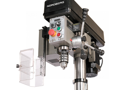 Станок сверлильный профессиональный (750 Вт, 25 мм, вариатор скорости, нарезание резьбы, тиски) nd25116pv