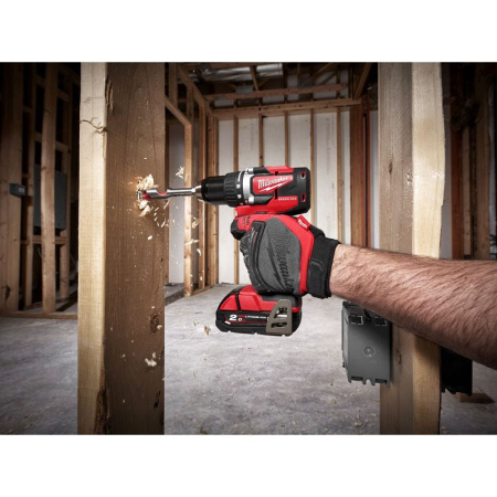 Аккумуляторная дрель-шуруповерт, Milwaukee, M18 CBLDD-402C, 4933464539 203348