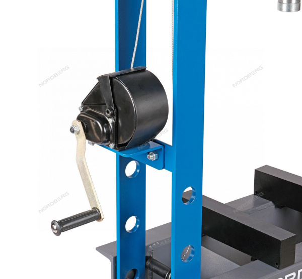 Гидравлический пресс, 50 т, пневмоуправление n3651al