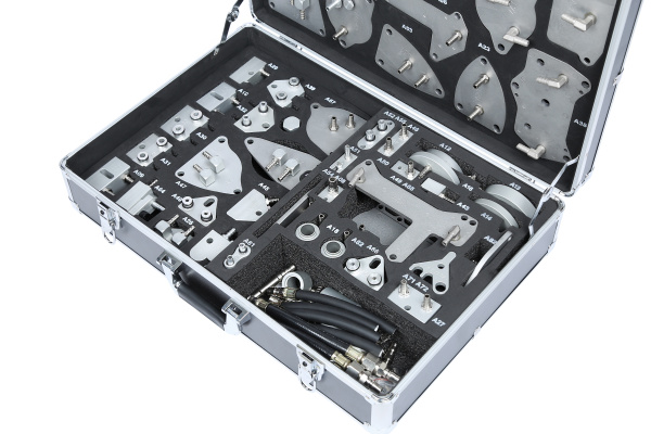 Опциональный комплект переходников в кейсе для CMT32, CMA35S, CMA30AG cm85k