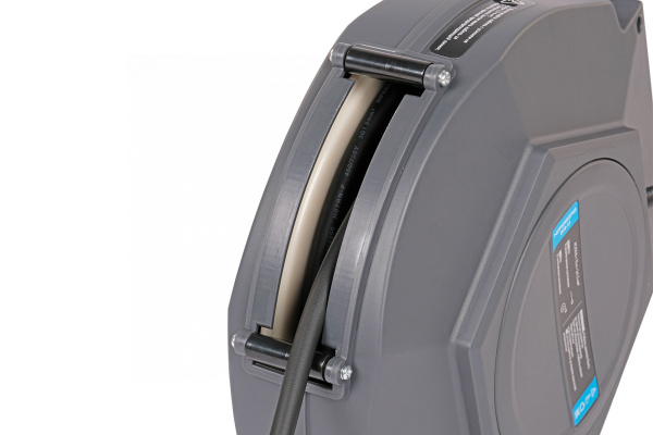 Удлинитель электрический на инерционной катушке, 10 м, 3 х 1,5 мм² 2510-1,5