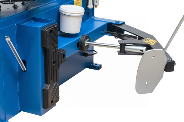Станок шиномонтажный полуавтомат, односкоростной, 220 В, синий 4639,5 (220в)