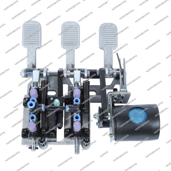 Узел педальный (3 педали в сборе) для 4638 nordberg 6000230