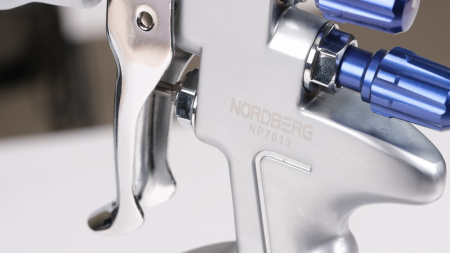 Краскопульт LVMP с верхним бачком, сопло 1,3 мм, алюминиевый кейс np7013