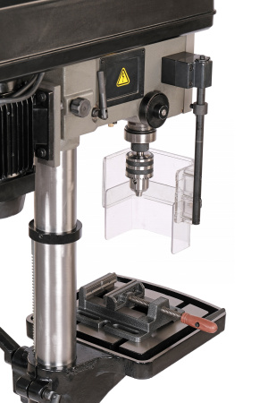 Станок сверлильный профессиональный (750 Вт, 25 мм, 5 скоростей, нарезание резьбы, тиски) nd25116p