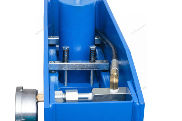 Гидравлический пресс, 30 т n3630