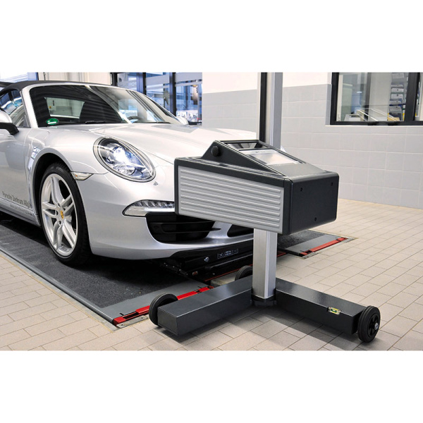 Оптико-электронный прибор проверки и регулировки света фар на пластиковых колесах MAHA, MLT 3000 OEM 182392