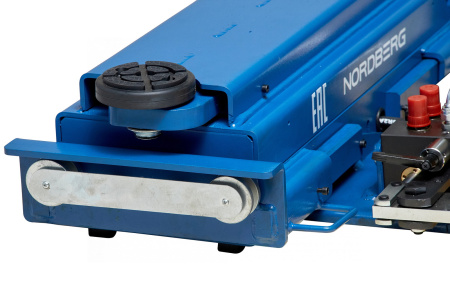 Траверса с ручным приводом г/п 3т. для подъемников N634, 4445J, 4450J, синяя n433_b