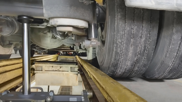 Домкрат пневмогидравлический ямный (канавный подъемник грузовой) 15т n501t