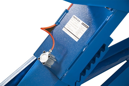 ПНГУ-4.0 Подъемник ножничный со вторым уровнем под сход-развал 4 тонны пнгу-4.0