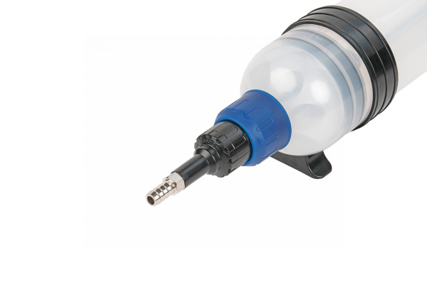 Шприц для заливки масла пластиковый с комплектом насадок, 1500 мл no1500