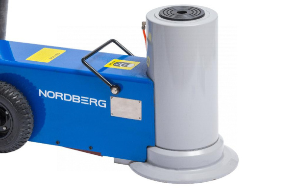 Домкрат пневмогидравлический подкатной, 60 т n601