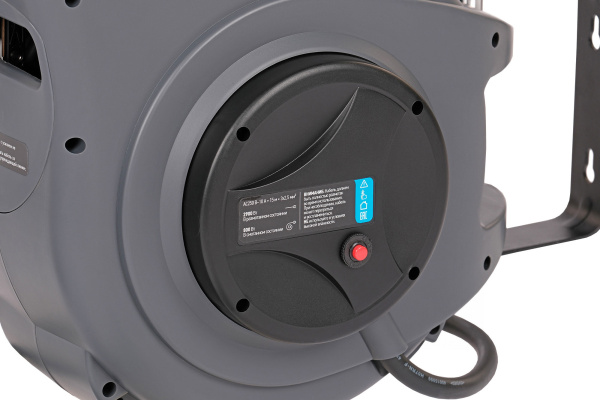 Удлинитель электрический на инерционной катушке, 15+1 м, 3 х 2,5 мм² 2515-2,5