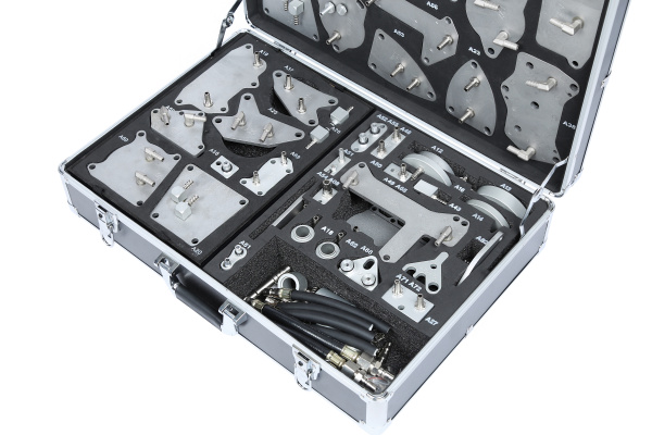 Опциональный комплект переходников в кейсе для CMT32, CMA35S, CMA30AG cm85k