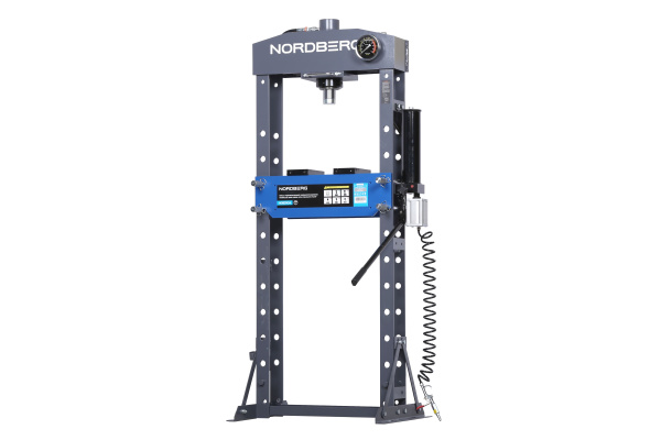 Пресс гидравлический, 30 т, пневмопривод n3631ga