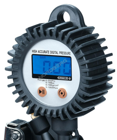 Пистолет для подкачки колес с цифровым манометром ti63