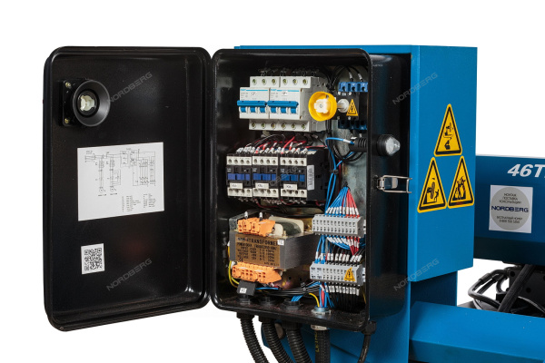 Станок шиномонтажный для грузовых автомобилей, синий 46trke(b)