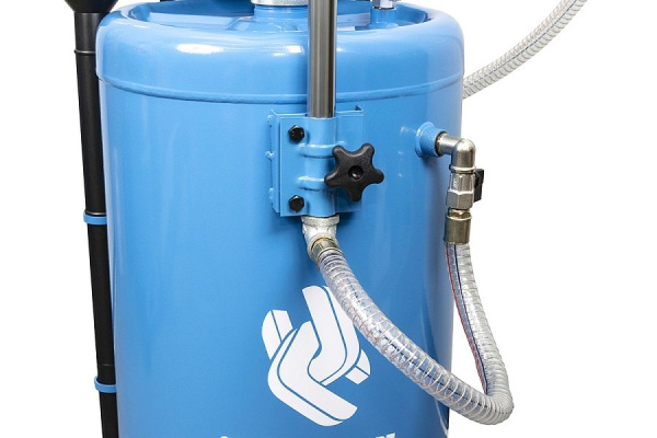 Установка для замены масла со сливной воронкой щупами и колбой 70 л. MC7004 mc7004