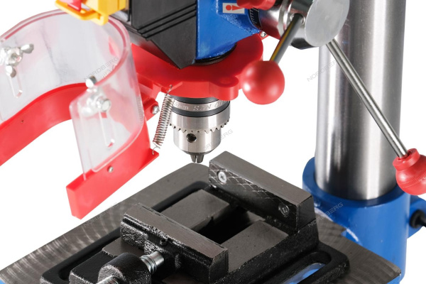 СТАНОК СВЕРЛИЛЬНЫЙ (450Вт, 13мм, макс расстояние до стола 255мм, 5 скоростей, тиски) nordberg nd1352