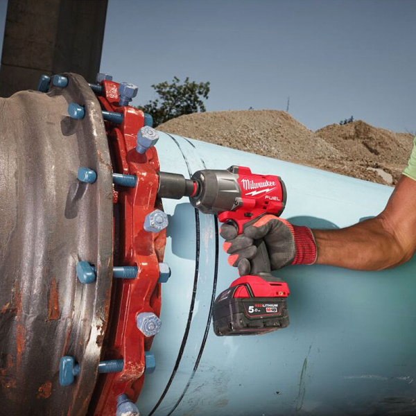 Аккумуляторный гайковёрт, Milwaukee, M18 FUEL FHIW2F12-502X, 4933492783 203355