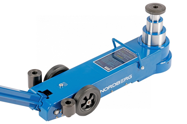 Домкрат пневмогидравлический подкатной трехштоковый, 10/25/50 т n33601