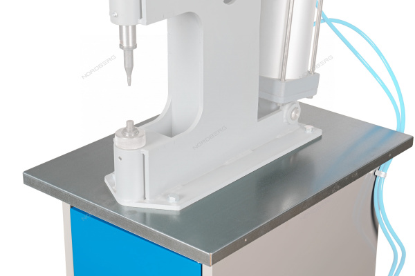 Тумба станка для заклепки тормозных колодок NR8P и NR8PM mml0